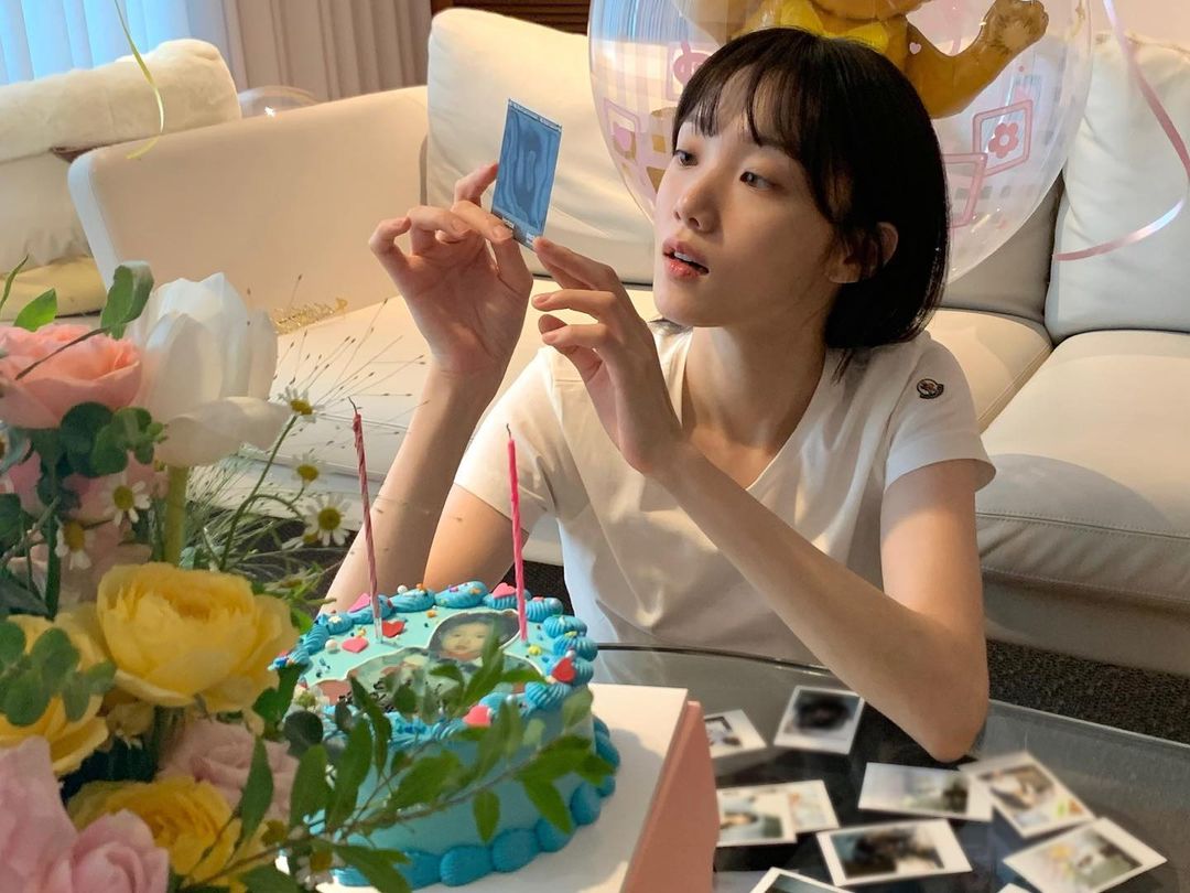 Thời gian không bỏ quên Jang Nara, là do cô có "bảo bối" dưỡng nhan quá đỉnh: Cứ dùng là trẻ vô thực- Ảnh 11. Thời gian không bỏ quên Jang Nara, là do cô có "bảo bối" dưỡng nhan quá đỉnh: Cứ dùng là trẻ vô thực- Ảnh 11.