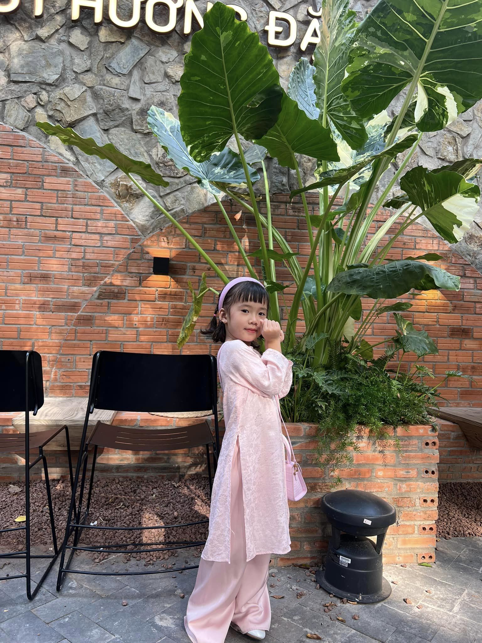 Chấn động: Thành viên thứ 5 của BLACKPINK biểu diễn tại Việt Nam, cụ thể là nhà của JustaTee- Ảnh 3.
