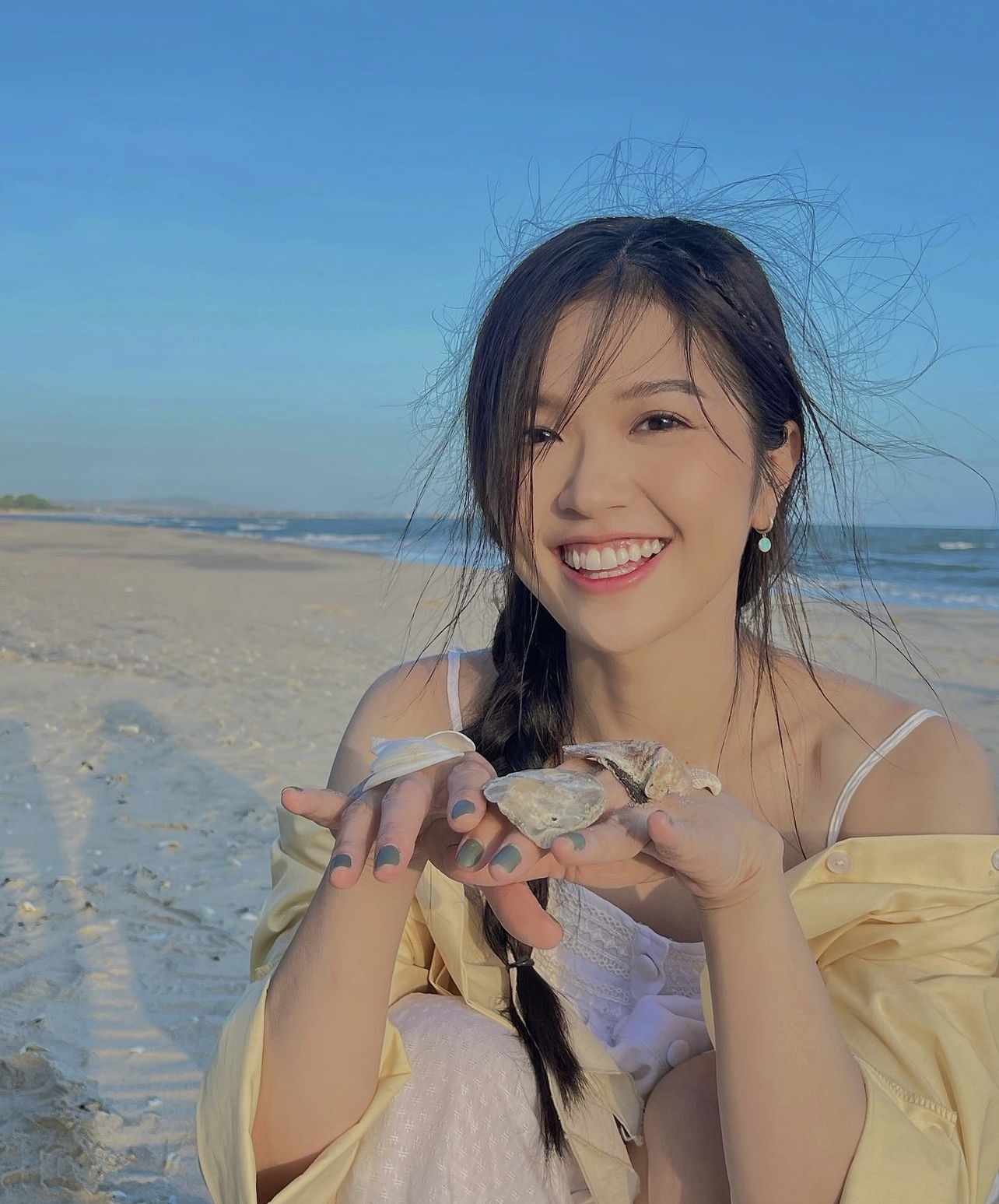 Nhan sắc đời thường của Suni Hạ Linh tới cỡ nào mà vừa sang Trung Quốc đã lên hot search?- Ảnh 8.