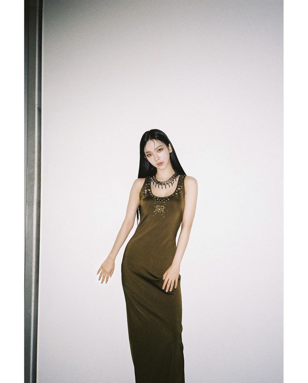 7 nữ idol Kpop có body "chiến đét": Lisa, Jennie có bằng mỹ nhân này?- Ảnh 7. 7 nữ idol Kpop có body "chiến đét": Lisa, Jennie có bằng mỹ nhân này?- Ảnh 7.