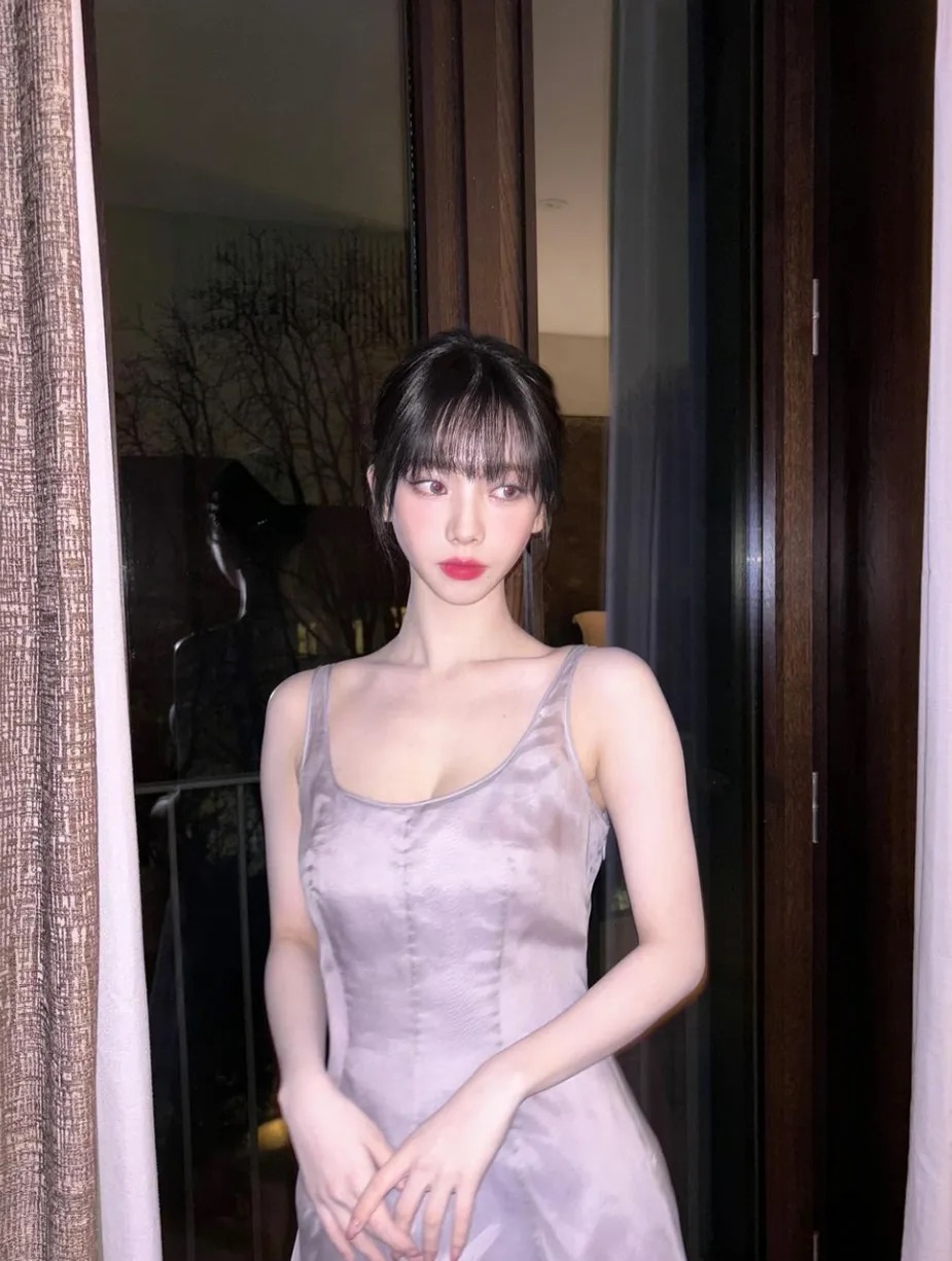 7 nữ idol Kpop có body "chiến đét": Lisa, Jennie có bằng mỹ nhân này?- Ảnh 6. 7 nữ idol Kpop có body "chiến đét": Lisa, Jennie có bằng mỹ nhân này?- Ảnh 6.