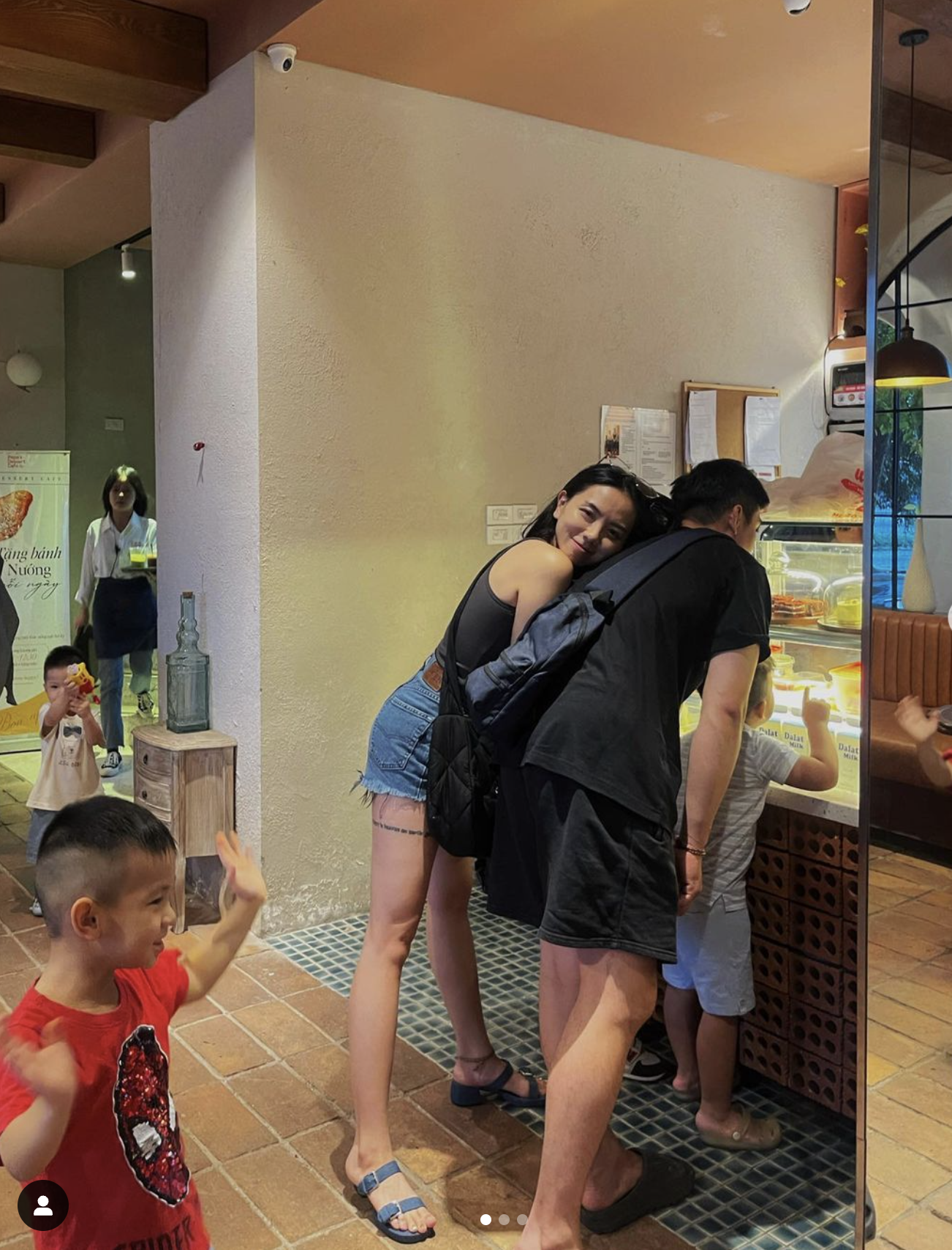 Chồng Đặng Tiểu Tô Sa: Thiếu gia kín tiếng, trước khi kết hôn từng có 7 năm làm bạn thân với "tiểu thư Hà Thành"- Ảnh 22.