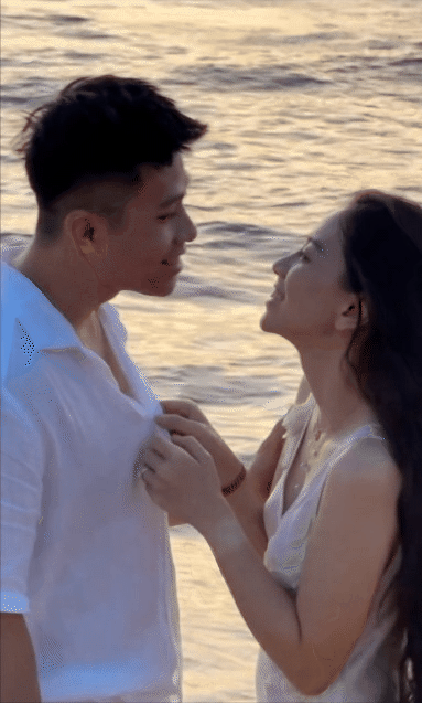 Chồng Đặng Tiểu Tô Sa: Thiếu gia kín tiếng, trước khi kết hôn từng có 7 năm làm bạn thân với "tiểu thư Hà Thành"- Ảnh 18.