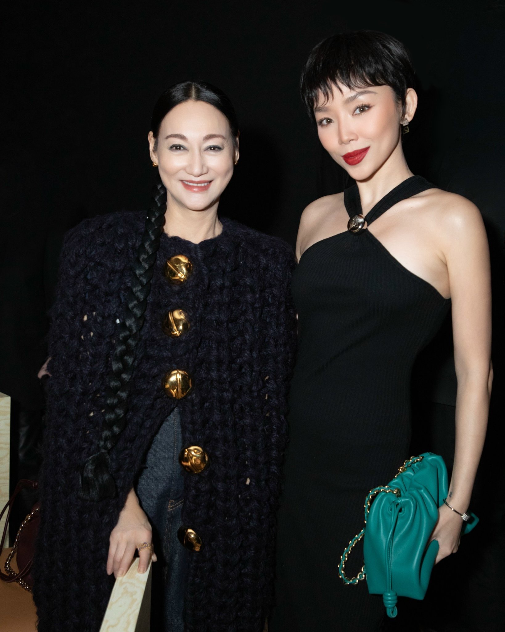 Tóc Tiên rất slay khi chung khung hình với Baifern, Dương Mịch khoe lưng trần quyến rũ tại event LOEWE- Ảnh 15.