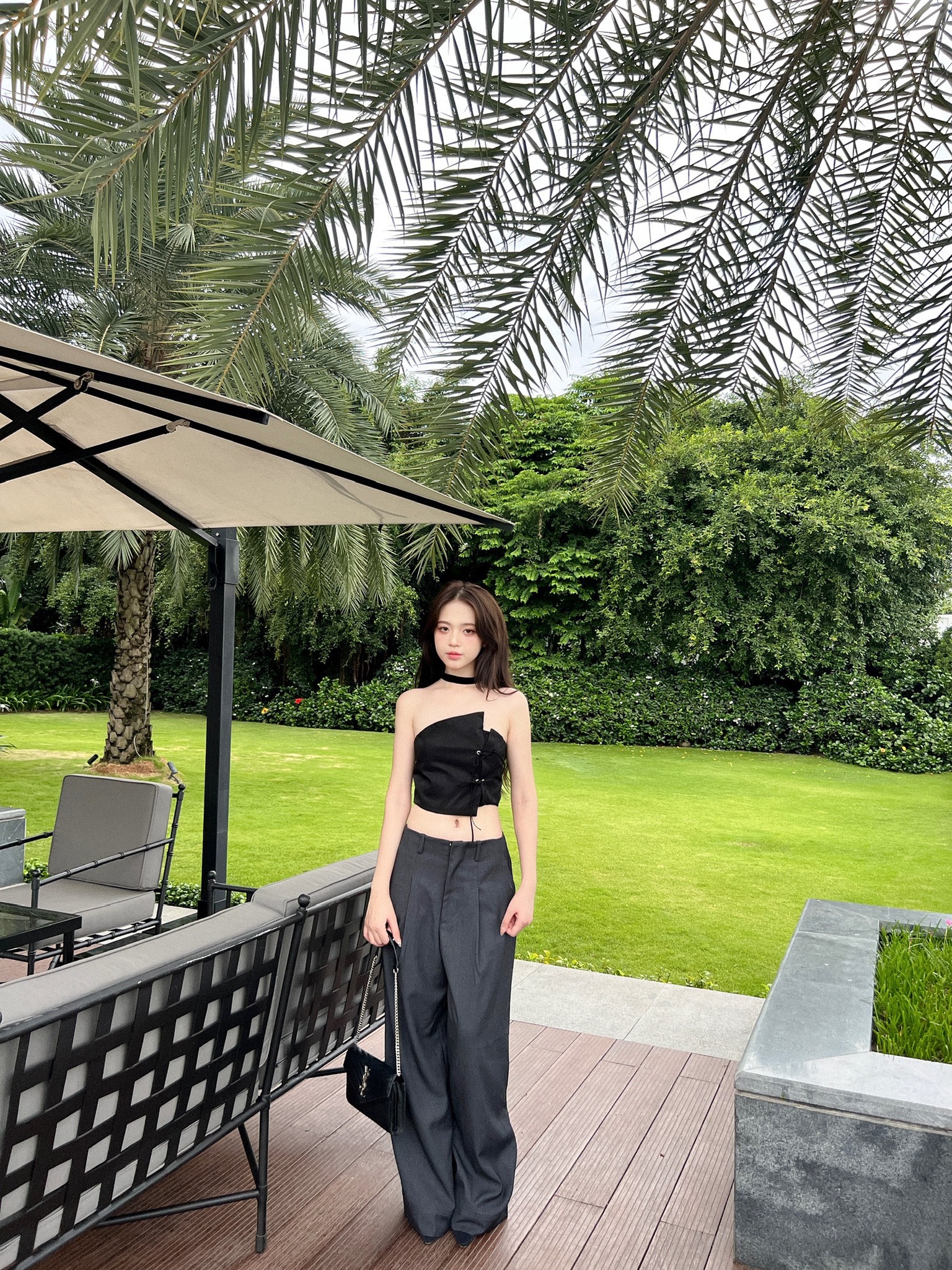 Váy áo hè mới toanh đổ bộ các shop thời trang: Toàn mẫu trendy, giá cực "nhẹ ví" chỉ từ 150k- Ảnh 13.