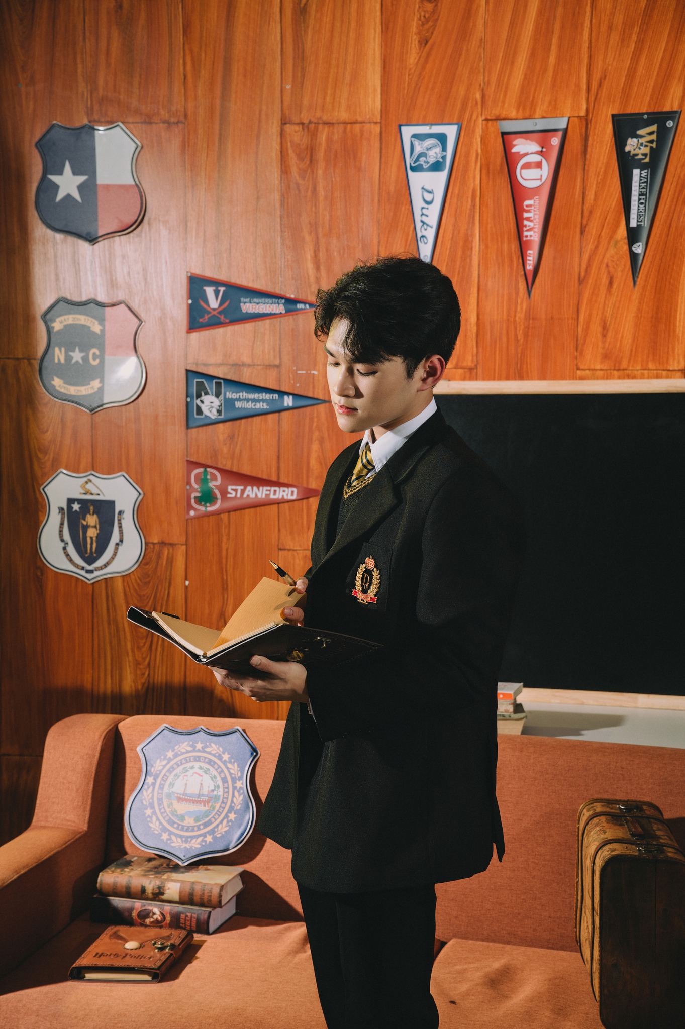 Cặp nam thanh nữ tú vừa lên ngôi Tân Đại sứ của Chuyên Sư phạm: Tài - sắc đều xứng đáng!- Ảnh 13. Cặp nam thanh nữ tú vừa lên ngôi Tân Đại sứ của Chuyên Sư phạm: Tài - sắc đều xứng đáng!- Ảnh 13.