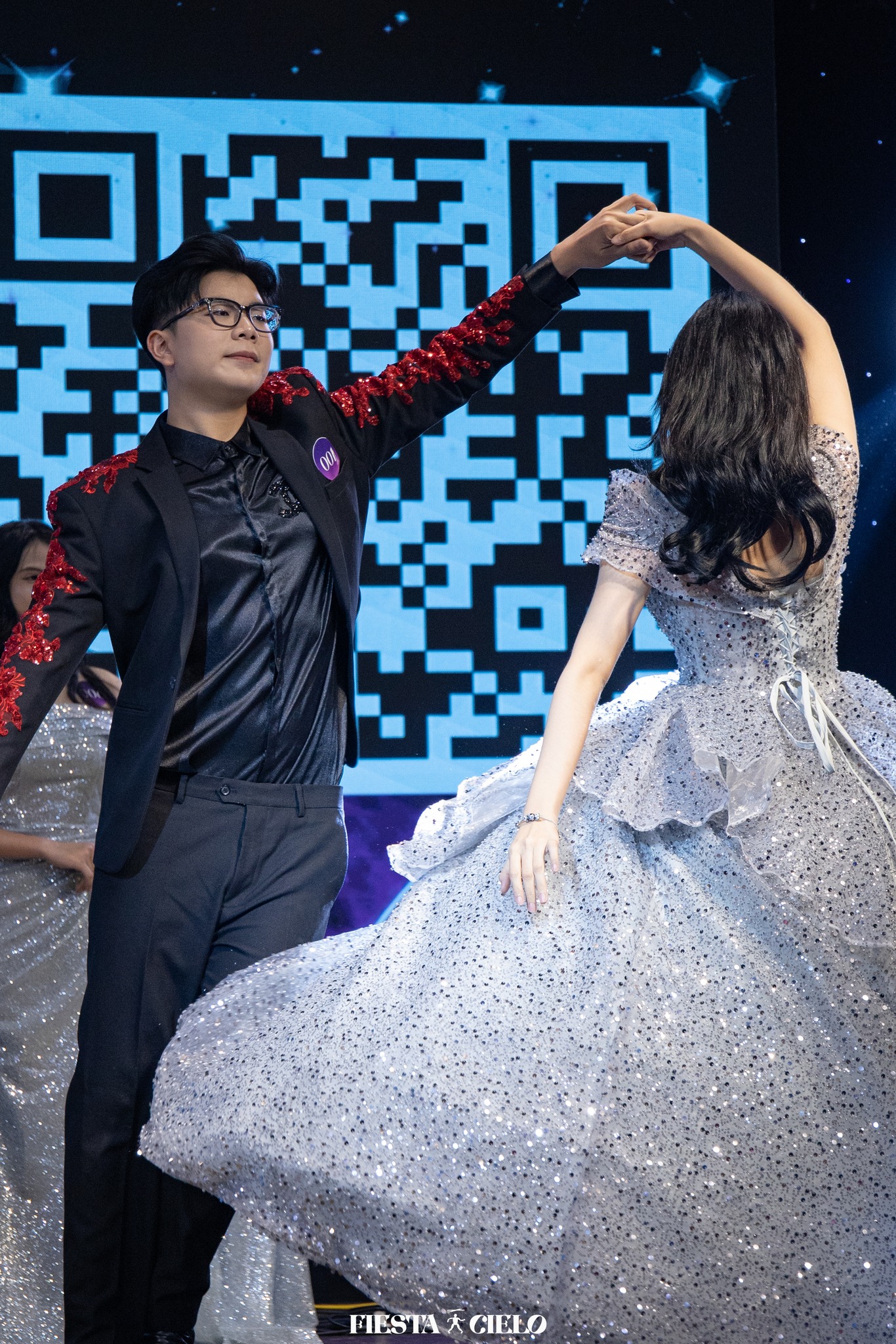 Cặp nam thanh nữ tú vừa lên ngôi Tân Đại sứ của Chuyên Sư phạm: Tài - sắc đều xứng đáng!- Ảnh 3. Cặp nam thanh nữ tú vừa lên ngôi Tân Đại sứ của Chuyên Sư phạm: Tài - sắc đều xứng đáng!- Ảnh 3.