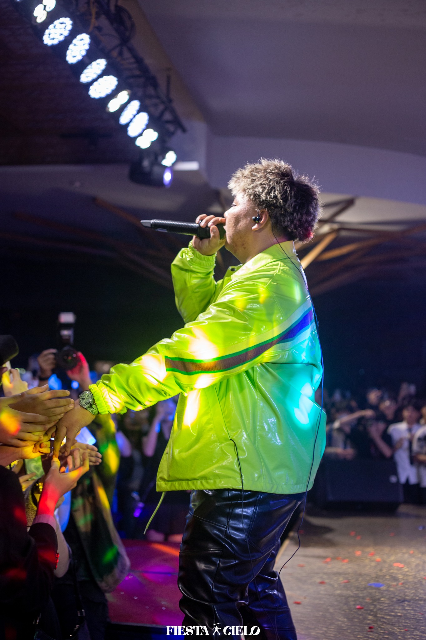 Cặp nam thanh nữ tú vừa lên ngôi Tân Đại sứ của Chuyên Sư phạm: Tài - sắc đều xứng đáng!- Ảnh 17. Cặp nam thanh nữ tú vừa lên ngôi Tân Đại sứ của Chuyên Sư phạm: Tài - sắc đều xứng đáng!- Ảnh 17.