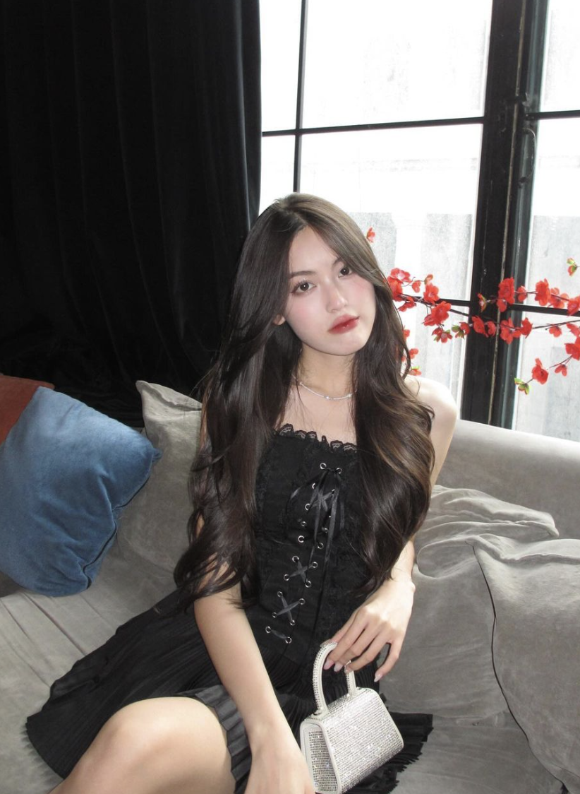 Nhan sắc ngày xưa của bạn gái HIEUTHUHAI bỗng hot lại sau 1 đêm- Ảnh 8.