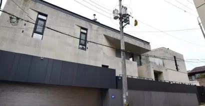 Tậu cơ ngơi 142 tỷ xa xỉ nhất nhì Seoul, Lisa vẫn khiêm tốn giới thiệu chỉ là "ngôi nhà nhỏ của mình"- Ảnh 3. Tậu cơ ngơi 142 tỷ xa xỉ nhất nhì Seoul, Lisa vẫn khiêm tốn giới thiệu chỉ là "ngôi nhà nhỏ của mình"- Ảnh 3.