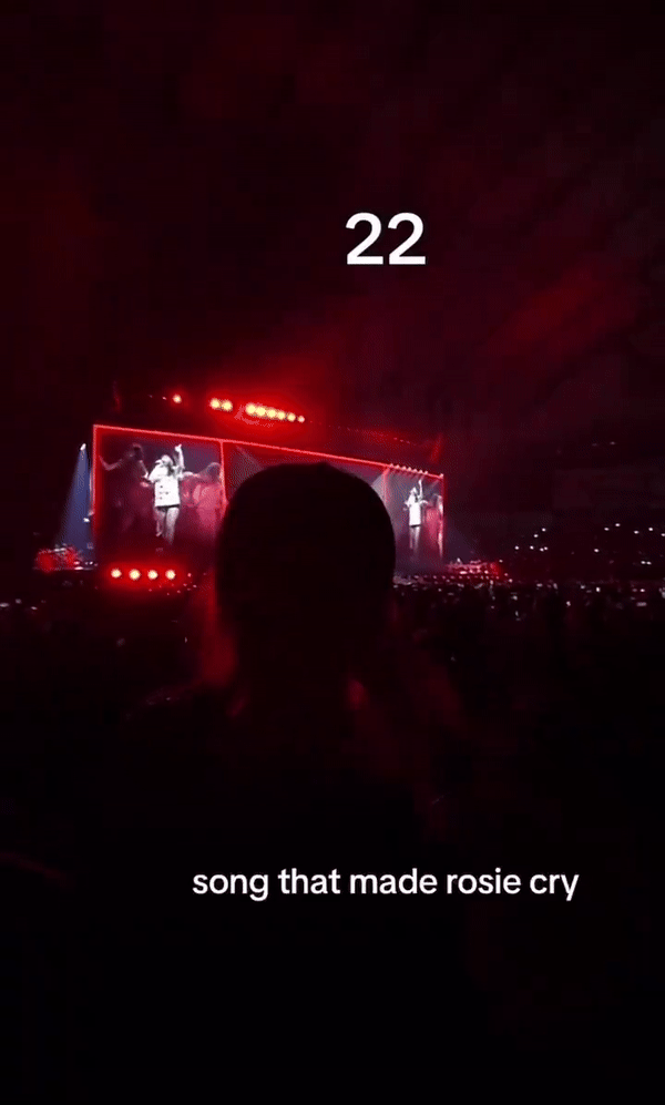 Rosé thừa nhận khóc vì Lisa khi đi concert Taylor Swift, nói một câu khiến fan xúc động- Ảnh 4.