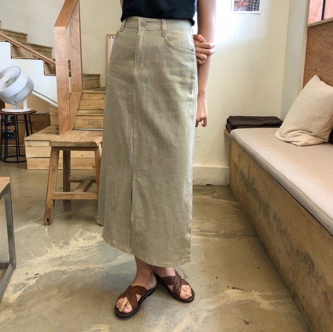 Tưởng chỉ loẹt quẹt đi chợ, nào ngờ dép lê được hội sành điệu cực mê: Từ 33k nàng mua đc 3 đôi về diện- Ảnh 1.