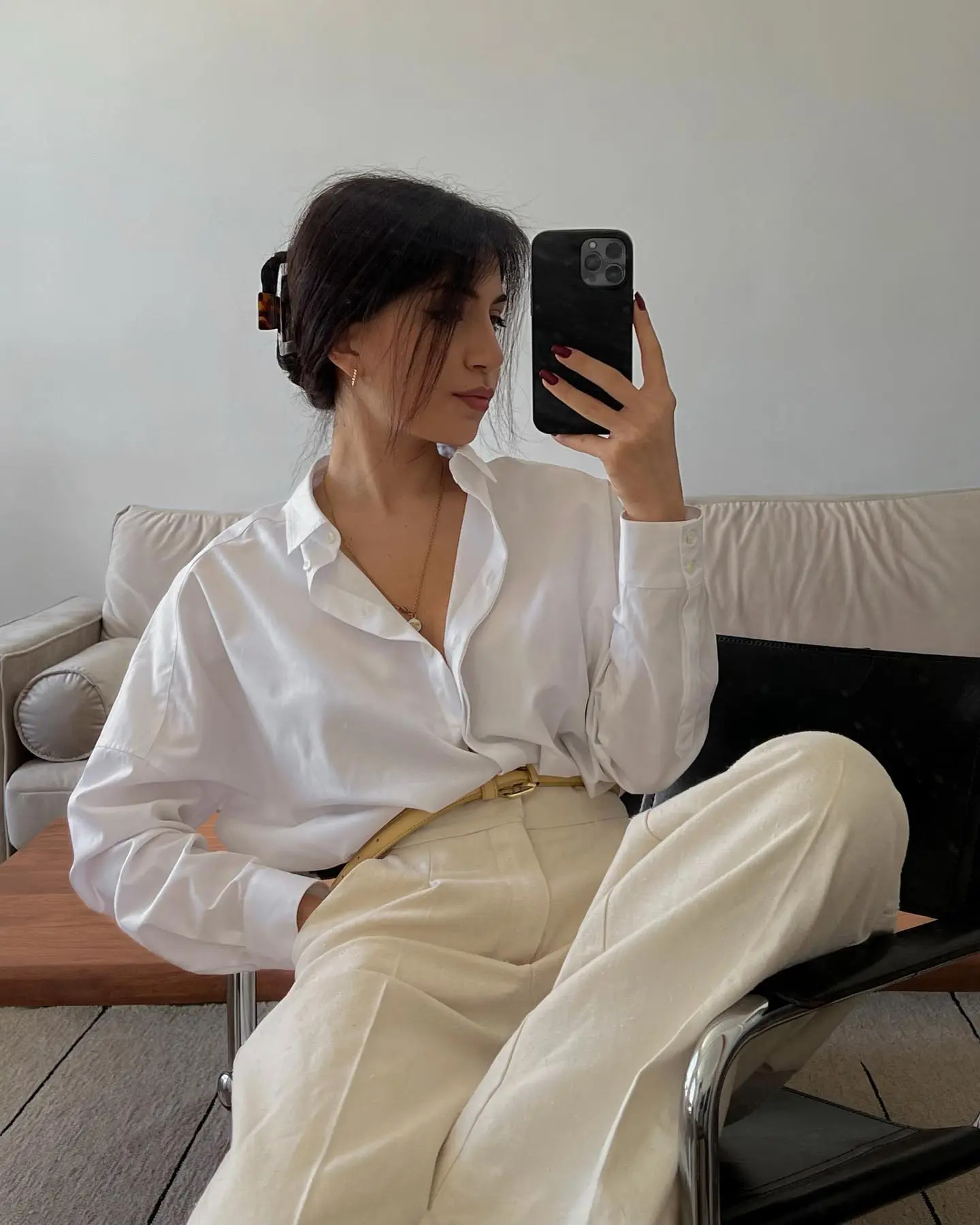 Để bước vào mùa hè với style xinh như mộng, chị em học phụ nữ Pháp sắm đủ 5 item sau- Ảnh 3.