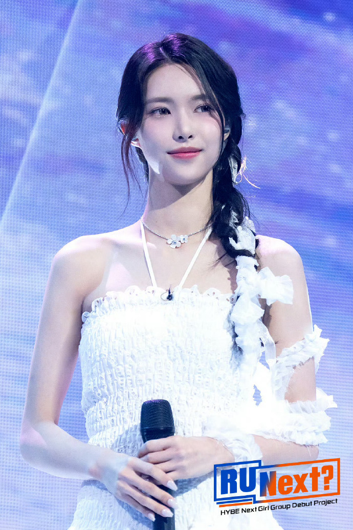 Tân binh K-Pop bỗng hot rần rần trên Weibo vì có ngoại hình giống hoàng hậu trong "Chân Hoàn Truyện"- Ảnh 6.