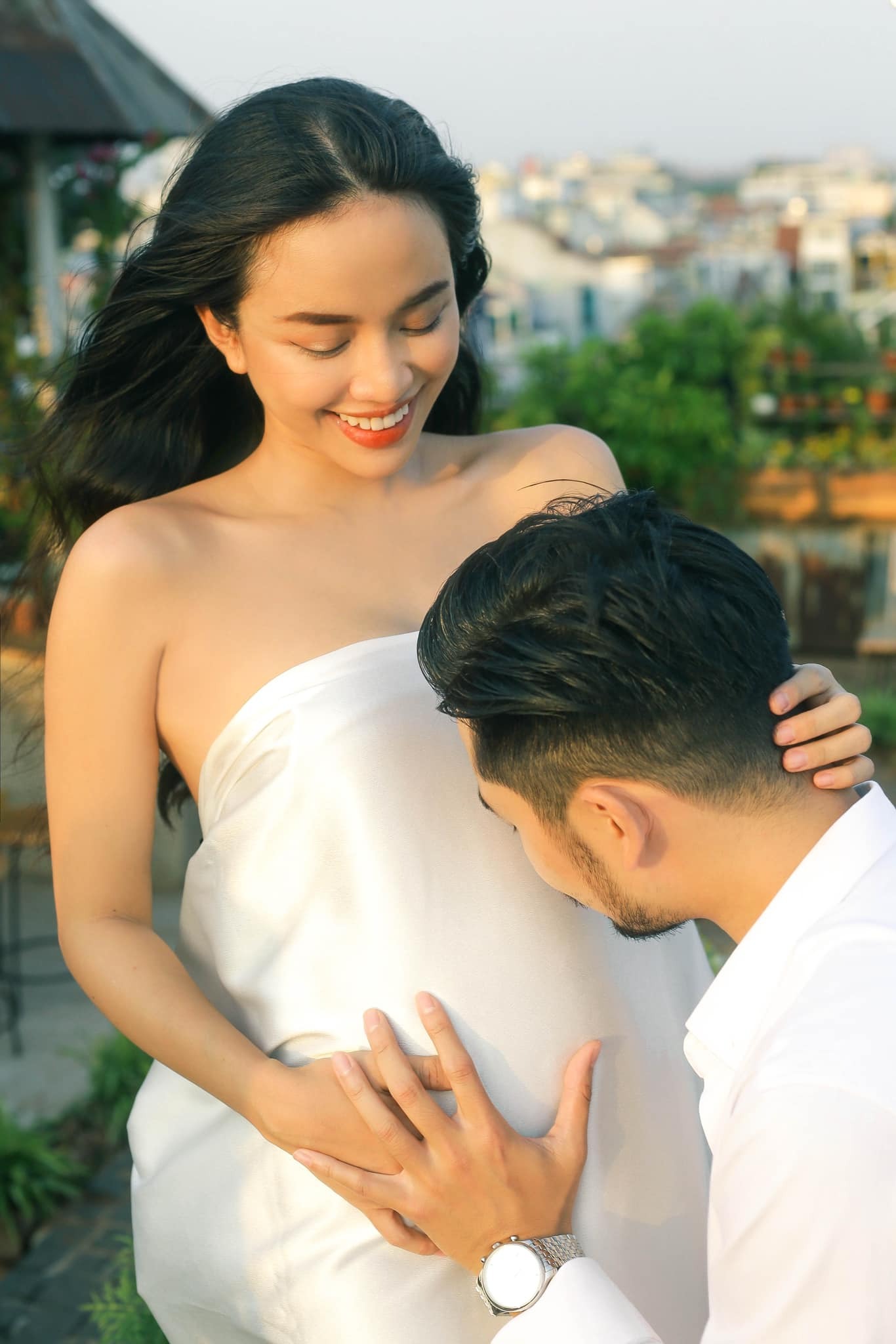 Mỹ nhân "biến mất" khỏi showbiz bất ngờ ôm bụng bầu vượt mặt dự sự kiện- Ảnh 8.