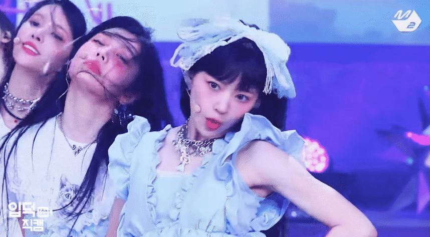 BABYMONSTER "tái debut": MV như mashup loạt hit BLACKPINK, bao giờ mới thoát được cái bóng của đàn chị?- Ảnh 10.