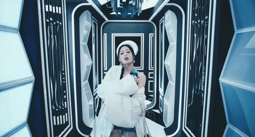 BABYMONSTER "tái debut": MV như mashup loạt hit BLACKPINK, bao giờ mới thoát được cái bóng của đàn chị?- Ảnh 7.
