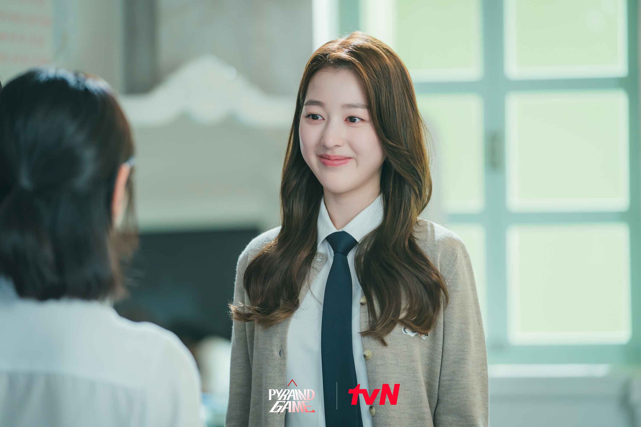 Chị Jang Won Young lên phim có nhiều khoảnh khắc giống hệt em gái, tạo hình đơn giản vẫn đầy khí chất tài phiệt- Ảnh 5.