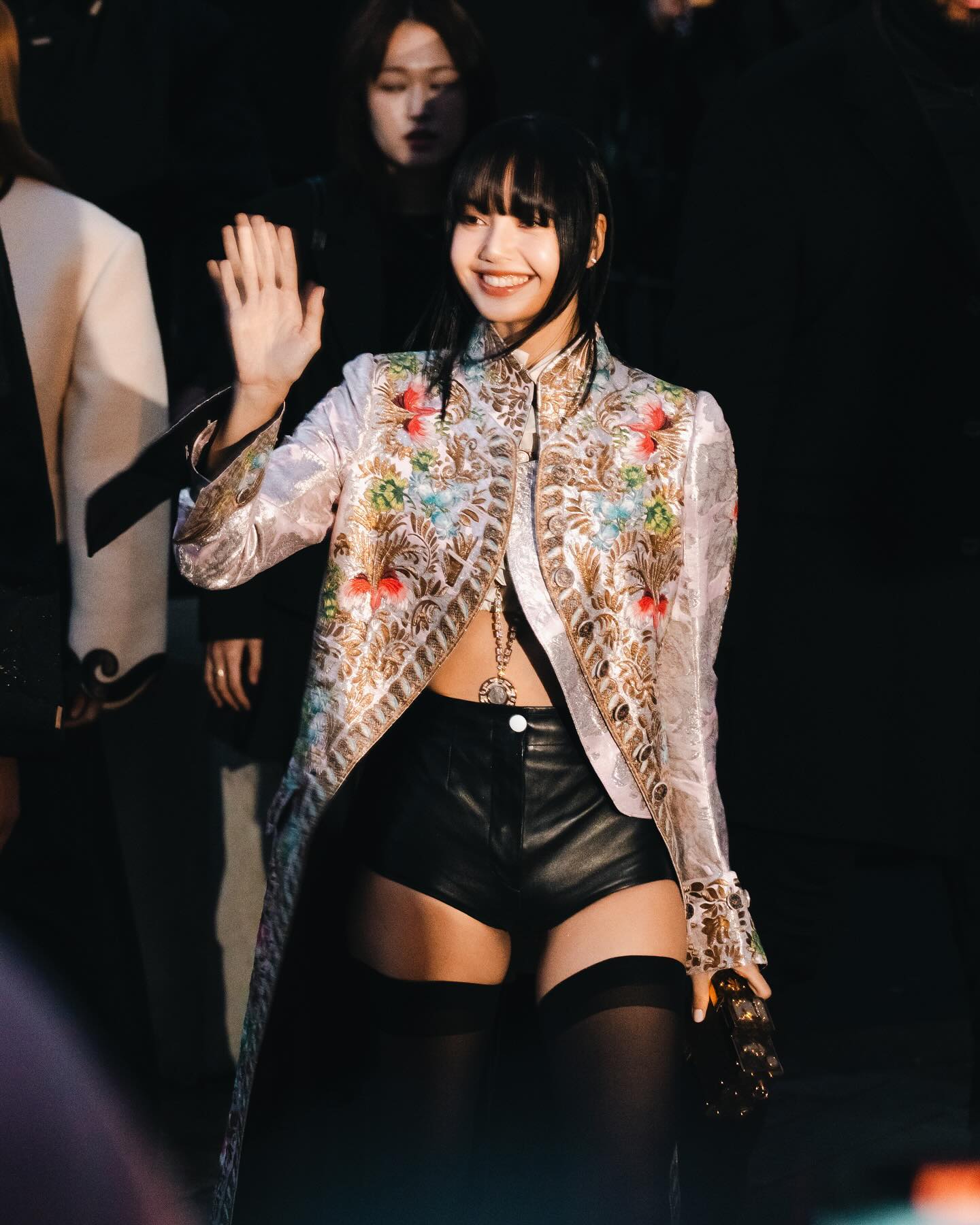 Louis Vuitton sẽ là chương hai của tương lai Lisa?- Ảnh 6. Louis Vuitton sẽ là chương hai của tương lai Lisa?- Ảnh 6.