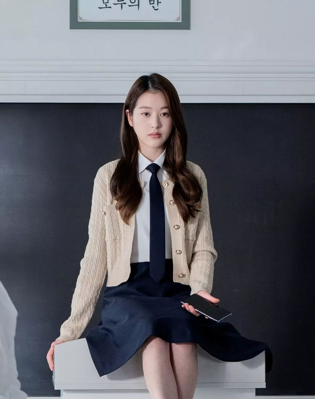 Chị Jang Won Young lên phim có nhiều khoảnh khắc giống hệt em gái, tạo hình đơn giản vẫn đầy khí chất tài phiệt- Ảnh 3.