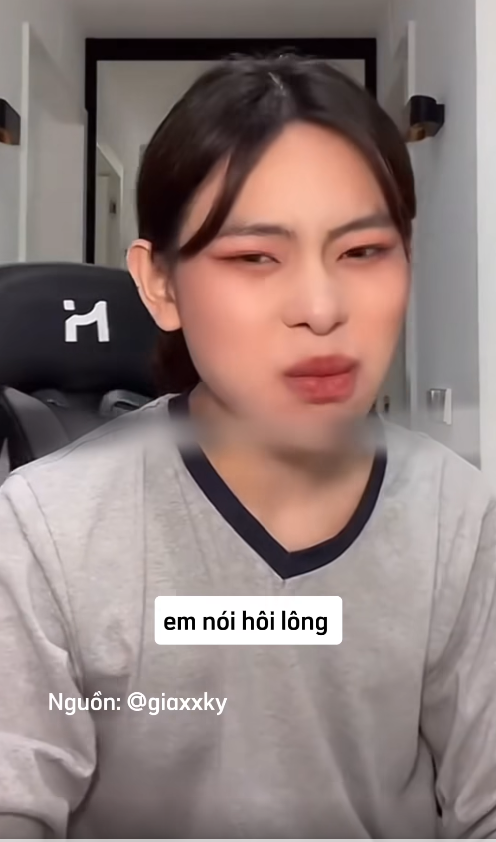 Rich kid Gia Kỳ chê đùi heo muối "hôi lông", dân mạng lập tức nhắc đến Thái Công và màn review "ngon khủng khiếp"- Ảnh 1.