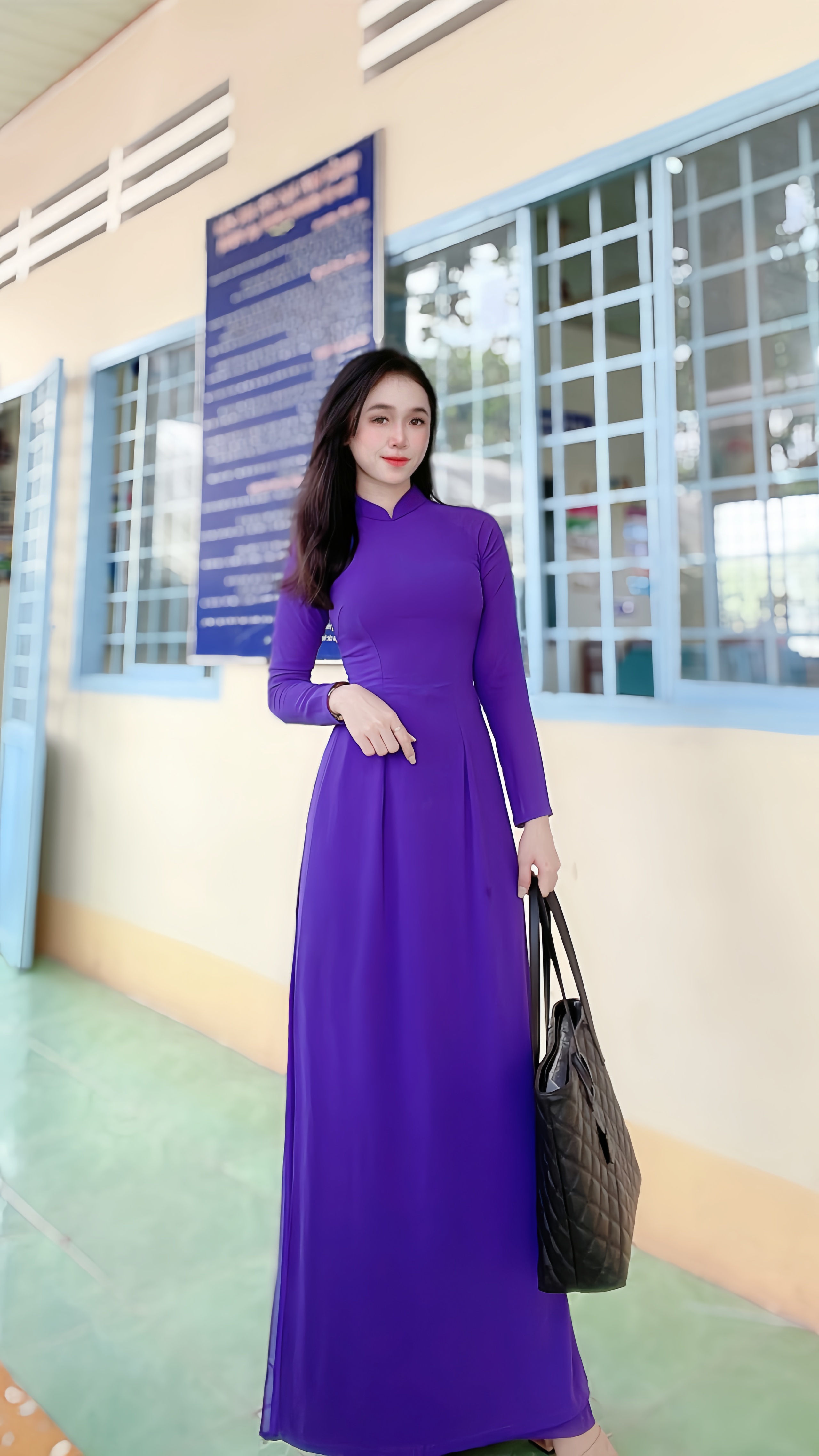 Cô giáo tiểu học đang hot TikTok: Mặt xinh - dáng đỉnh, BST áo dài đi dạy cả tuần không trùng màu là xịn nhất!- Ảnh 4.