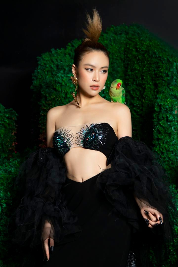 Hoàng Thuỳ Linh lộ loạt hấu hiệu mẹ bầu: Mất tích khỏi showbiz, nhan sắc lạ lẫm trong lần hiếm hoi lộ diện- Ảnh 7.