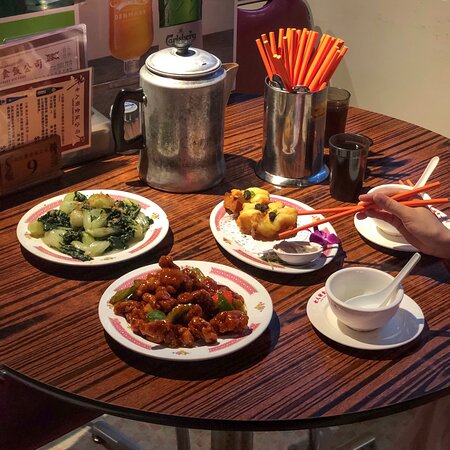 Những quán ăn nức tiếng xứ Cảng Thơm: Nơi khách xếp dài cả con phố chờ thưởng thức, nơi danh hiệu Michelin treo kín tường- Ảnh 21.