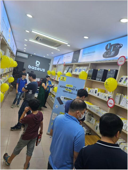 Tưng bừng khai trương cửa hàng Baseus đầu tiên tại Hà Nội- Ảnh 5.