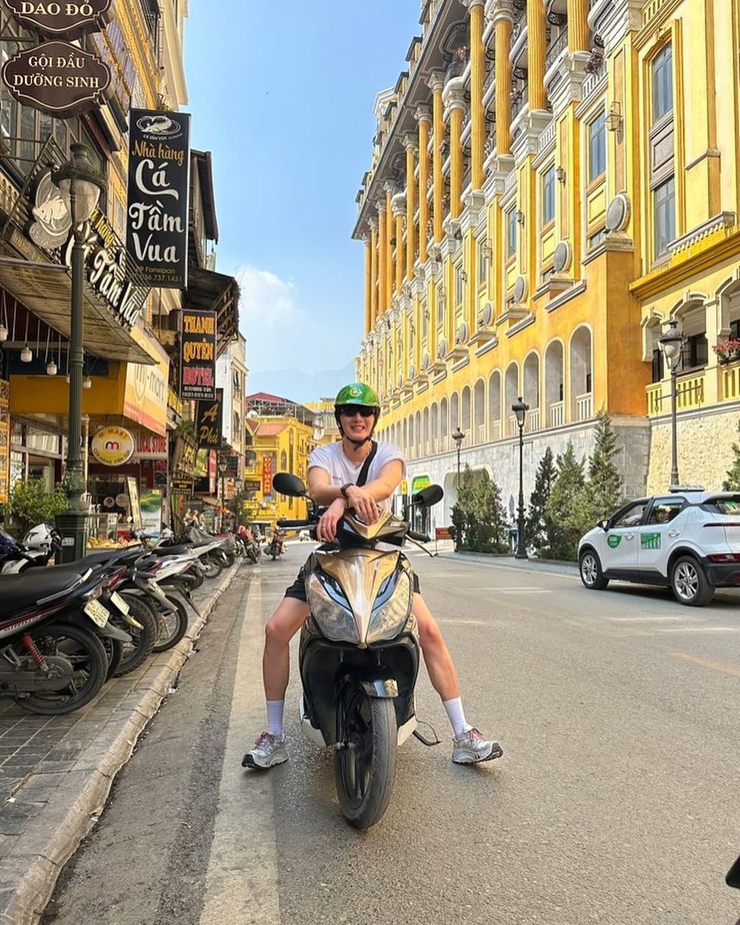 Vi vu Việt Nam như tài tử Gia Đình Là Số 1: Đi là phải phượt từ Bắc vào Nam, gặp cả Hoa hậu Vbiz- Ảnh 6. Vi vu Việt Nam như tài tử Gia Đình Là Số 1: Đi là phải phượt từ Bắc vào Nam, gặp cả Hoa hậu Vbiz- Ảnh 6.