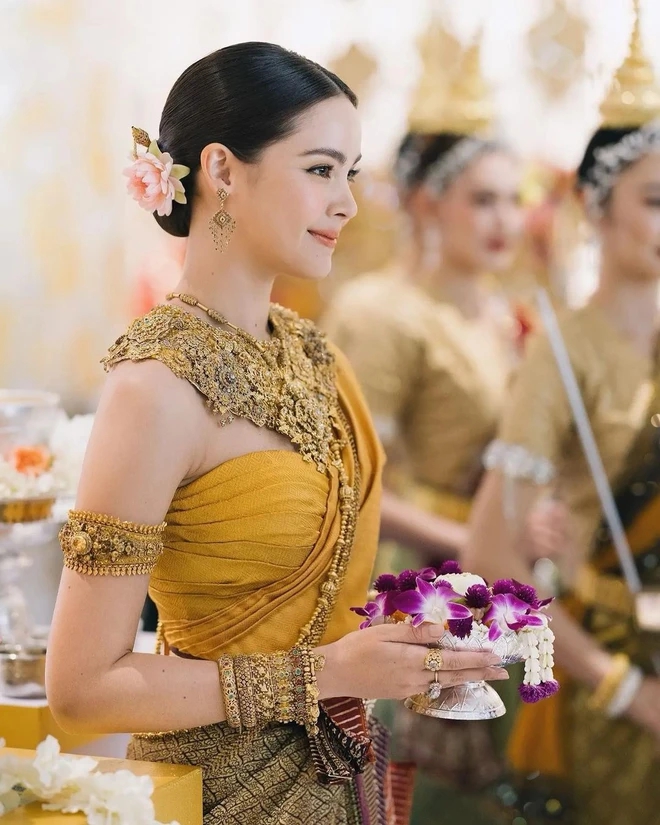 Điểm lại loạt nữ thần Songkran gây bão: Baifern khiến cả khu phố ngẩn ngơ, trùm cuối đang khiến nhiều người hóng nhất- Ảnh 6. Điểm lại loạt nữ thần Songkran gây bão: Baifern khiến cả khu phố ngẩn ngơ, trùm cuối đang khiến nhiều người hóng nhất- Ảnh 6.