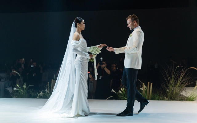 Mỹ nhân Việt "giải bài" dresscode của Minh Tú xuất sắc: Ai cũng đẹp 10 điểm nhưng không "ô dề" lấn lướt cô dâu- Ảnh 1.