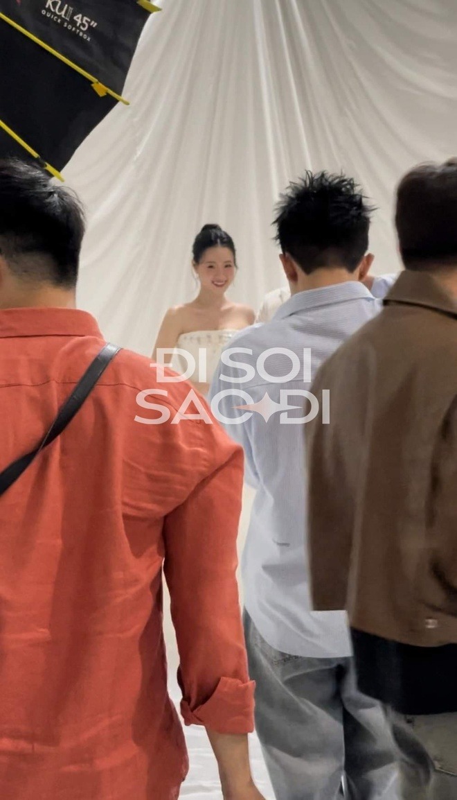 Lý do Midu không công khai chồng sắp cưới, lộ cả "rổ hint" cưới hỏi nhưng ai cũng tưởng đang "thả thính"?- Ảnh 1.