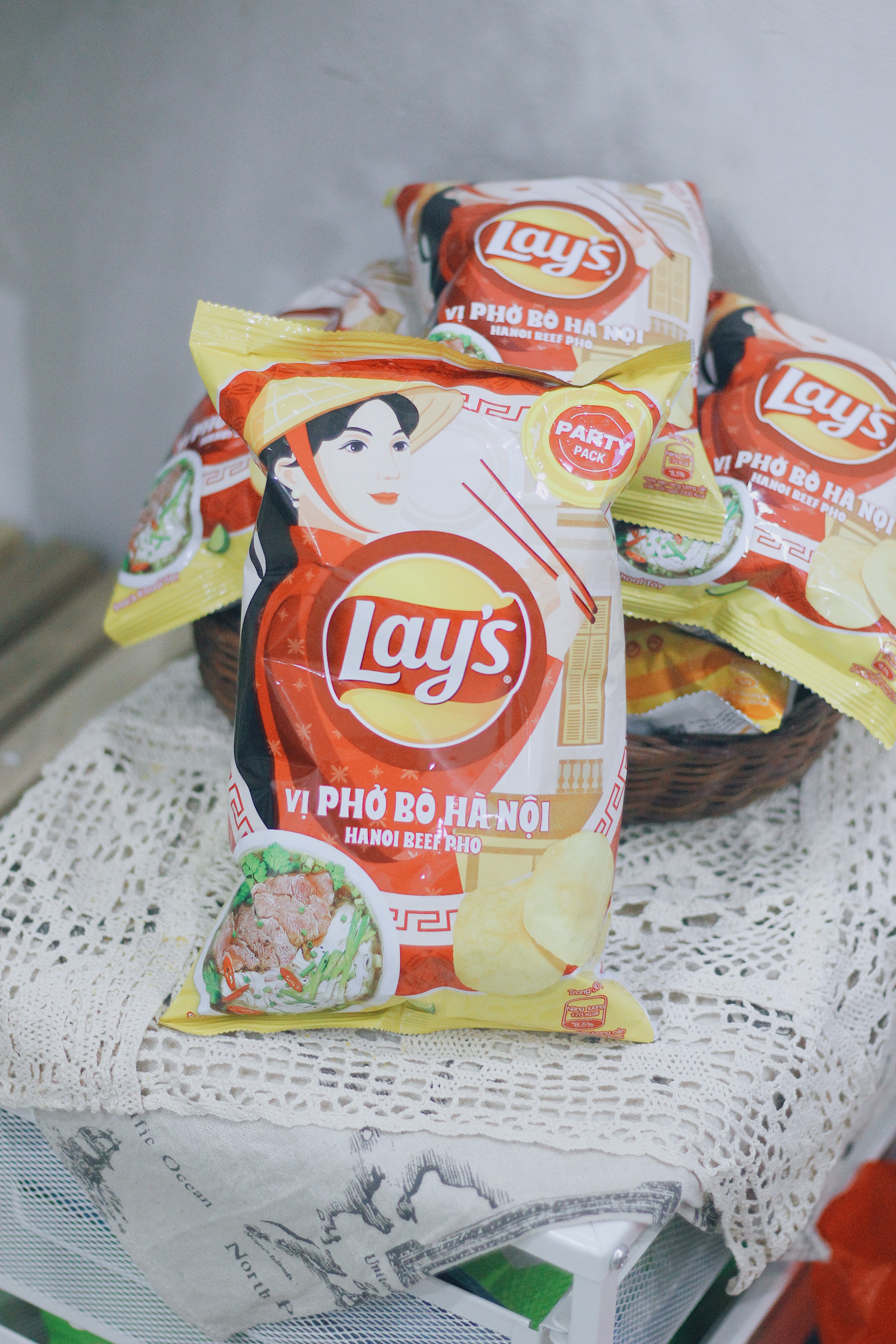 Lần đầu tiên, vị phở bò Hà Nội có trong snack: Hương vị phở khi đưa vào món ăn vặt thì sẽ thế nào?- Ảnh 3.