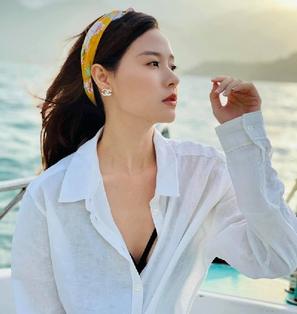 Mỹ nhân U40 mặt trẻ như 18, so nhan sắc thời mới nổi với bây giờ: Năm nào cũng bùng nổ visual vậy!- Ảnh 7.