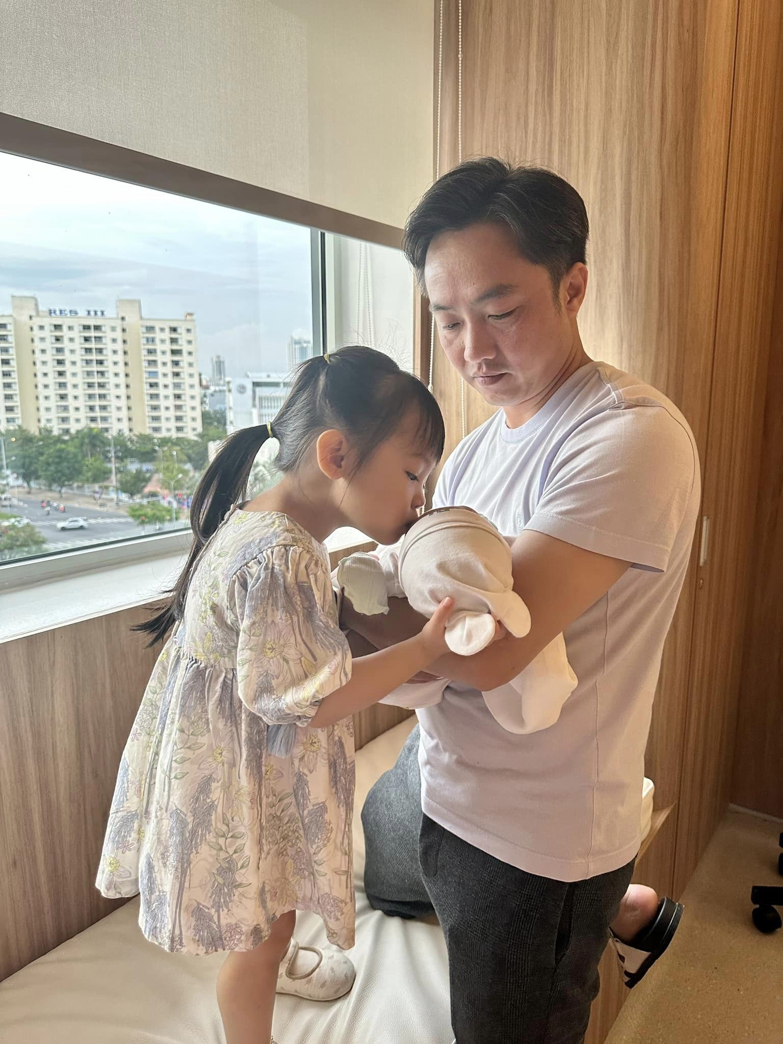 Tiểu thư hào môn Vbiz sinh ra ở vạch đích, học mẫu giáo đã được đưa đón bằng xe siêu sang- Ảnh 9. Tiểu thư hào môn Vbiz sinh ra ở vạch đích, học mẫu giáo đã được đưa đón bằng xe siêu sang- Ảnh 9.