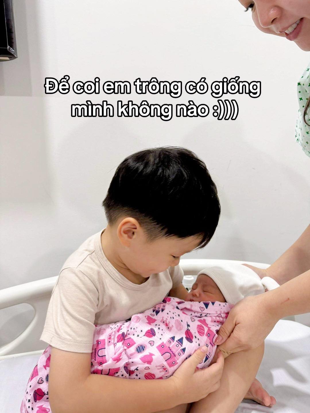 Bé trai nước mắt giàn giụa "con không thích em gái, mẹ đẻ em trai đi" và cái kết khiến mẹ bật khóc- Ảnh 7.
