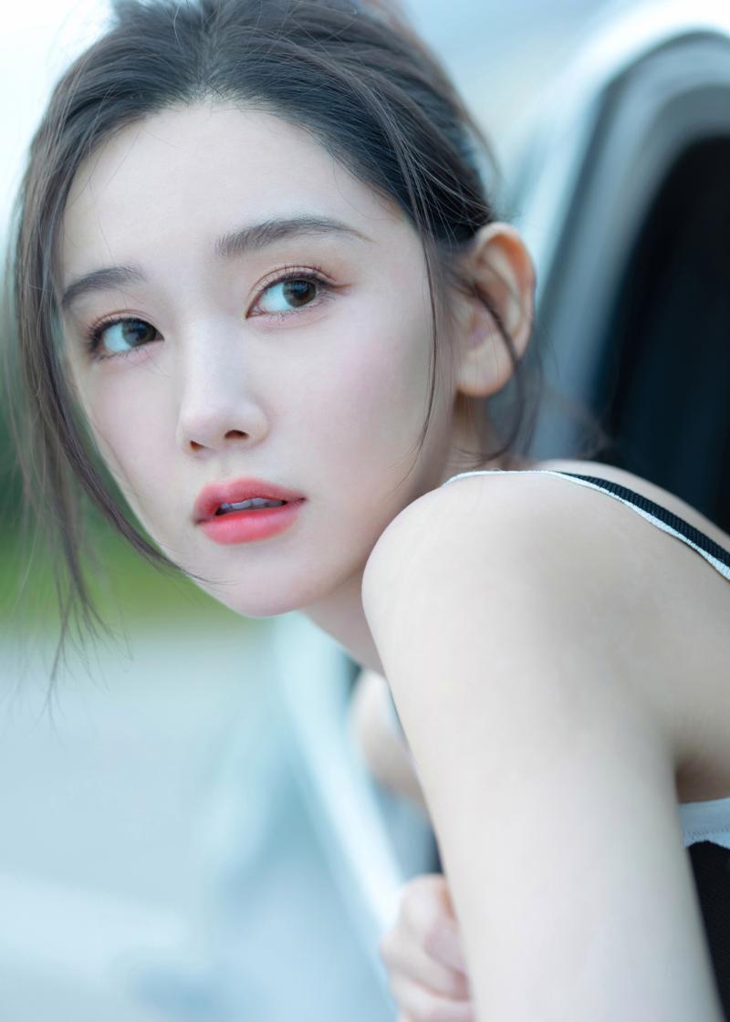 Xuất hiện "mỹ nhân cổ trang" thế hệ mới đóng phim nào top 1 phim đó, suốt 2 năm chưa có đối thủ- Ảnh 7.