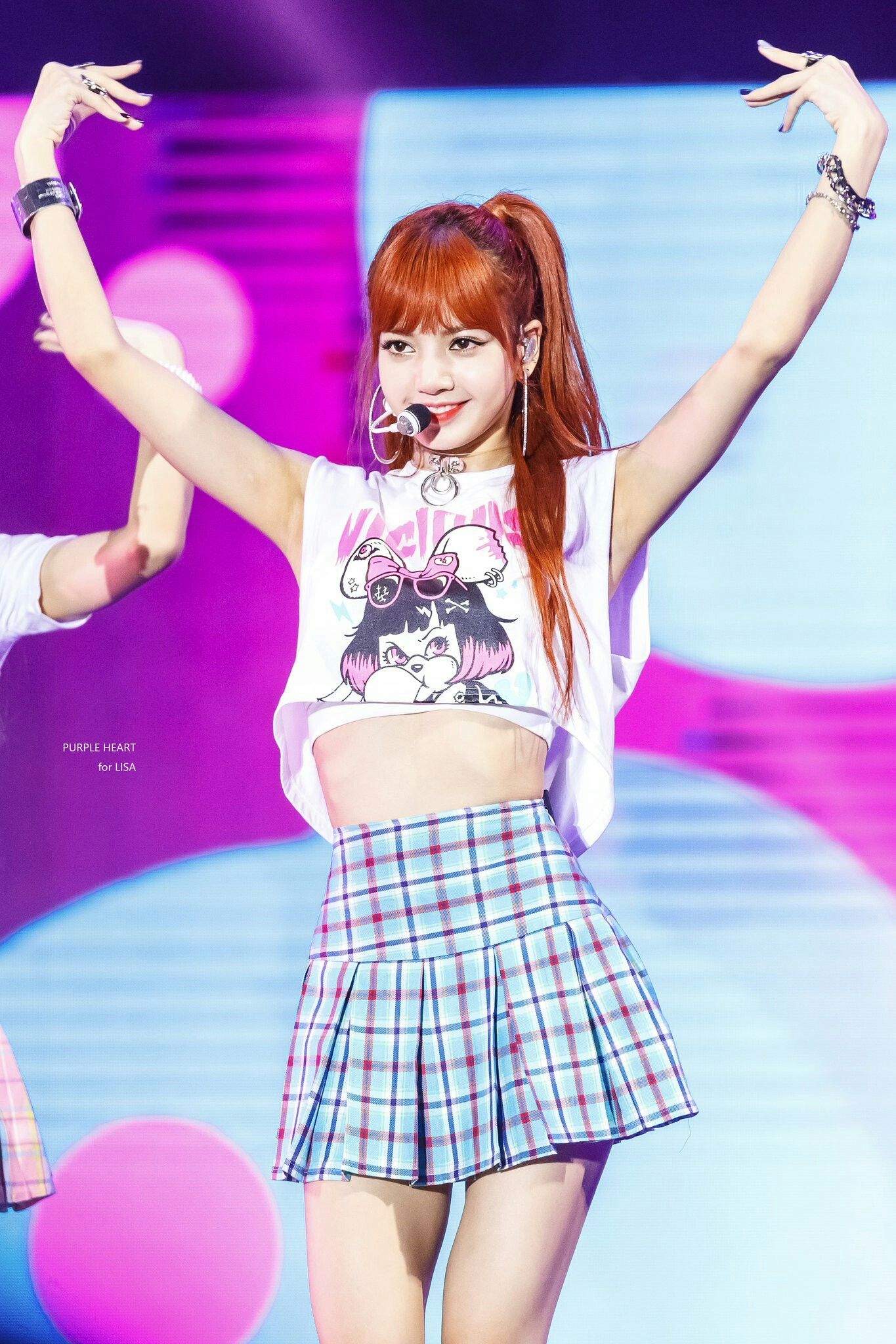 Lisa “biến hình" ngoạn mục sau 8 năm hoạt động, body ngày càng khỏe khoắn quyến rũ khó chê- Ảnh 5.