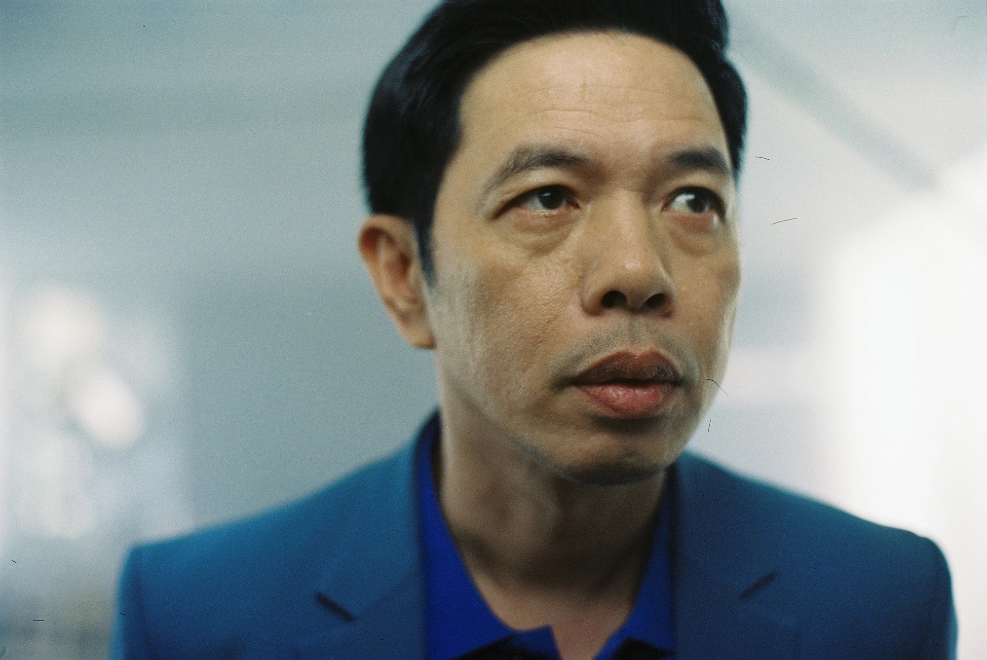 Ông hoàng "gánh team" đỉnh nhất màn ảnh Việt hiện tại, đóng phim nào hot phim đó- Ảnh 1.