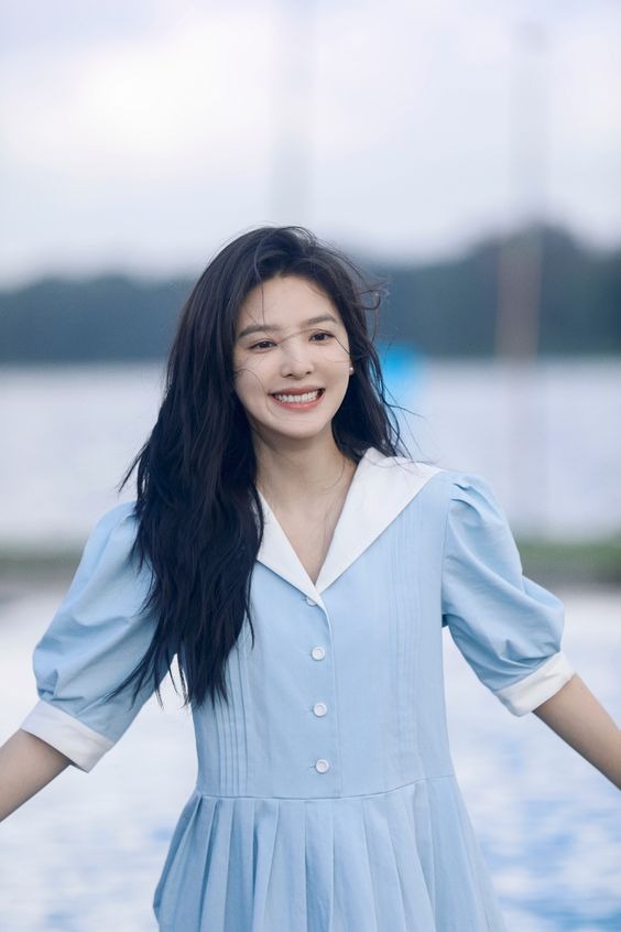 Style nữ chính phim ngôn tình chưa lên sóng đã viral mọi mặt trận: Xinh xắn, ngọt ngào chuẩn "mối tình đầu"- Ảnh 3. Style nữ chính phim ngôn tình chưa lên sóng đã viral mọi mặt trận: Xinh xắn, ngọt ngào chuẩn "mối tình đầu"- Ảnh 3.