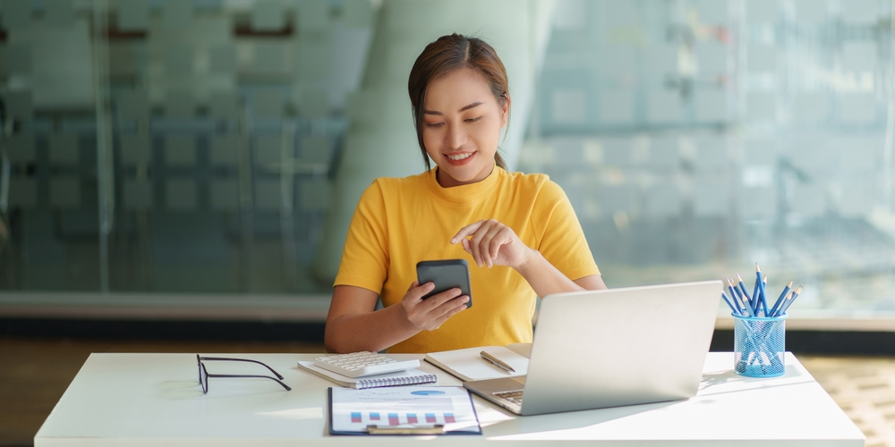 Tiết lộ thói quen chi tiêu của những "bậc thầy" tiết kiệm tiền- Ảnh 3.
