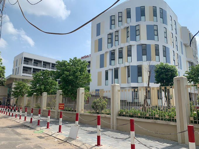 Trường THPT công lập TO ĐẸP, có đủ bể bơi, sân tập ở quận Thanh Xuân: Thành lập chưa lâu nhưng thành tích "không vừa"- Ảnh 3. Trường THPT công lập TO ĐẸP, có đủ bể bơi, sân tập ở quận Thanh Xuân: Thành lập chưa lâu nhưng thành tích "không vừa"- Ảnh 3.