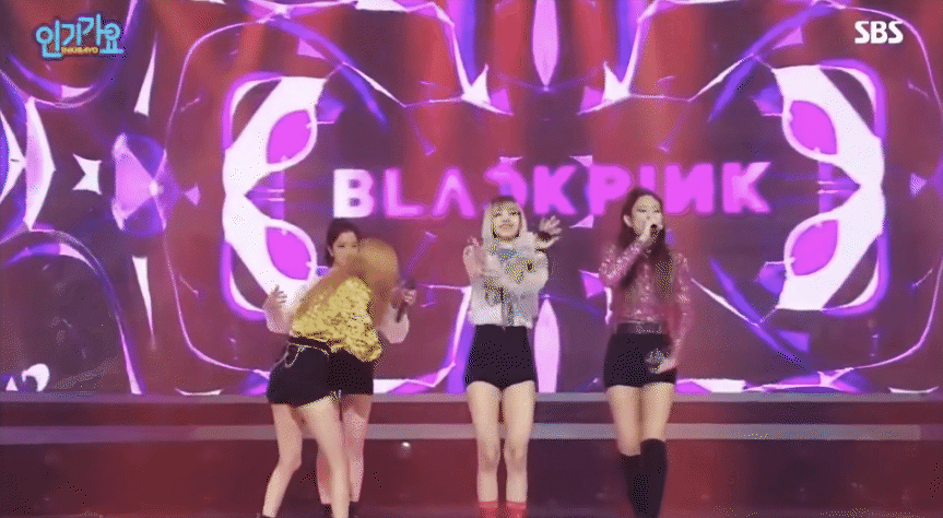BLACKPINK viral trở lại vì encore gây tranh cãi của "em gái NewJeans": Đẳng cấp nhóm nữ toàn cầu vẫn khác!- Ảnh 8. BLACKPINK viral trở lại vì encore gây tranh cãi của "em gái NewJeans": Đẳng cấp nhóm nữ toàn cầu vẫn khác!- Ảnh 8.