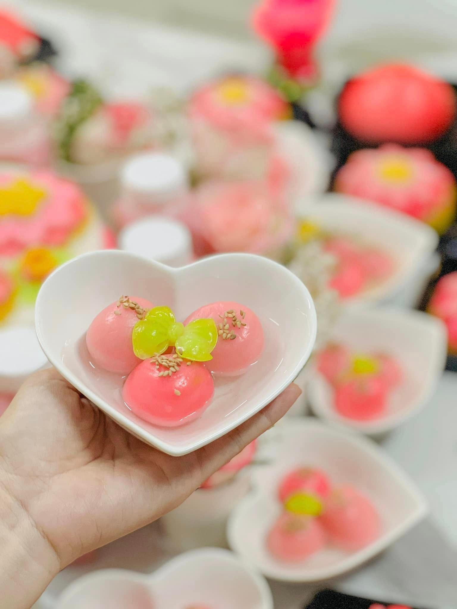 Ngắm những bữa tiệc đầy tháng và thôi nôi "đẹp như tranh vẽ" cho con của hội bỉm sữa- Ảnh 11.