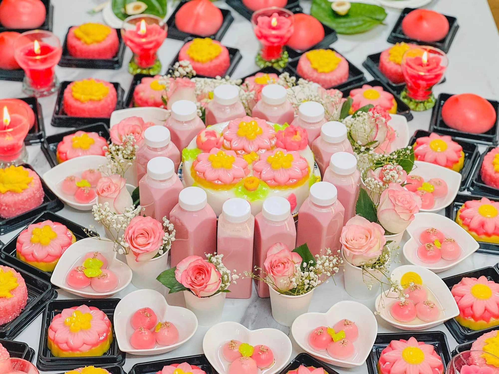 Ngắm những bữa tiệc đầy tháng và thôi nôi "đẹp như tranh vẽ" cho con của hội bỉm sữa- Ảnh 7.
