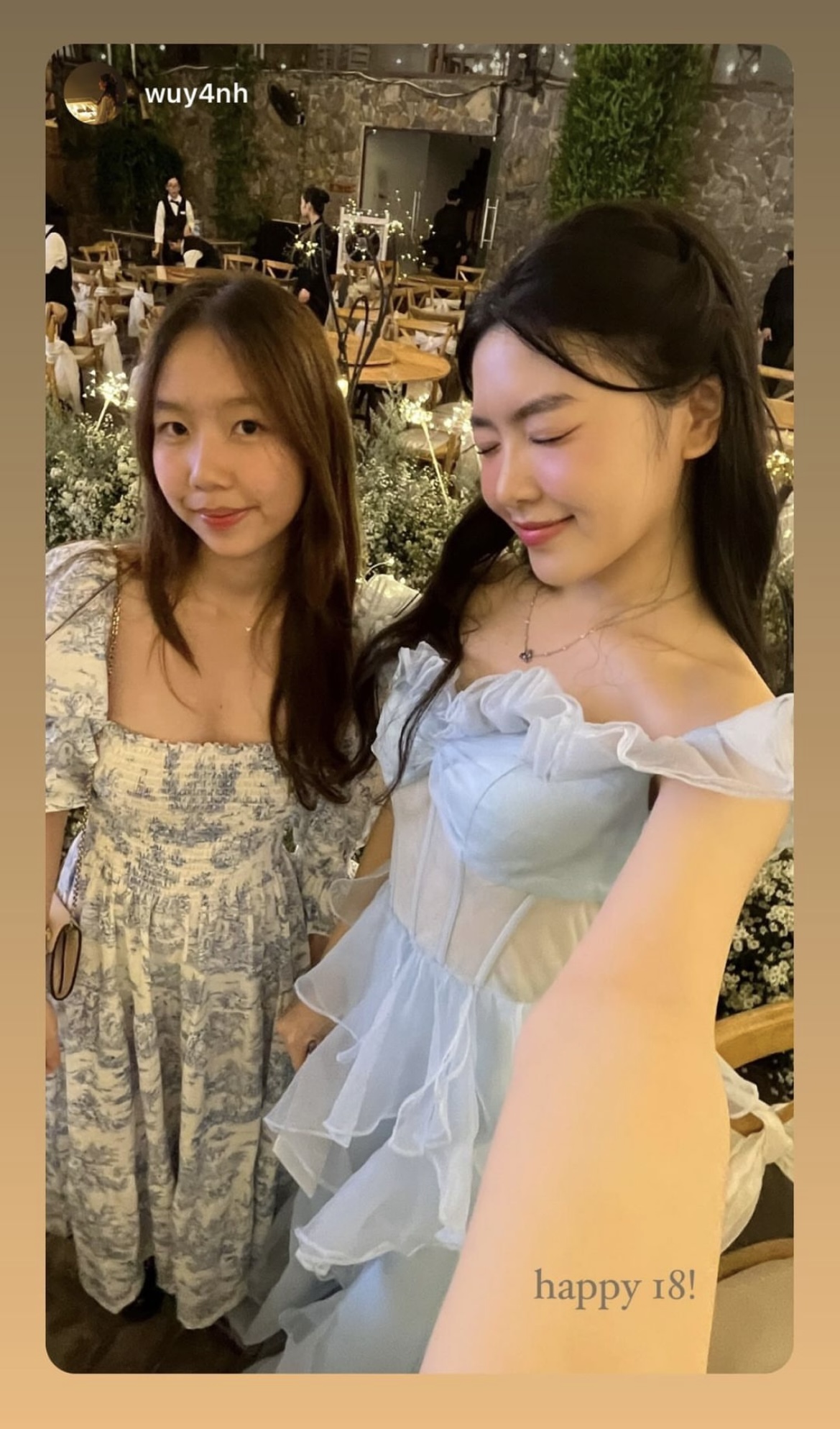 Tiệc sang chảnh của ái nữ MC Quyền Linh: Làm công chúa, bạn bè đồng trang lứa và nghệ sĩ nổi tiếng tham dự- Ảnh 9. Tiệc sang chảnh của ái nữ MC Quyền Linh: Làm công chúa, bạn bè đồng trang lứa và nghệ sĩ nổi tiếng tham dự- Ảnh 9.