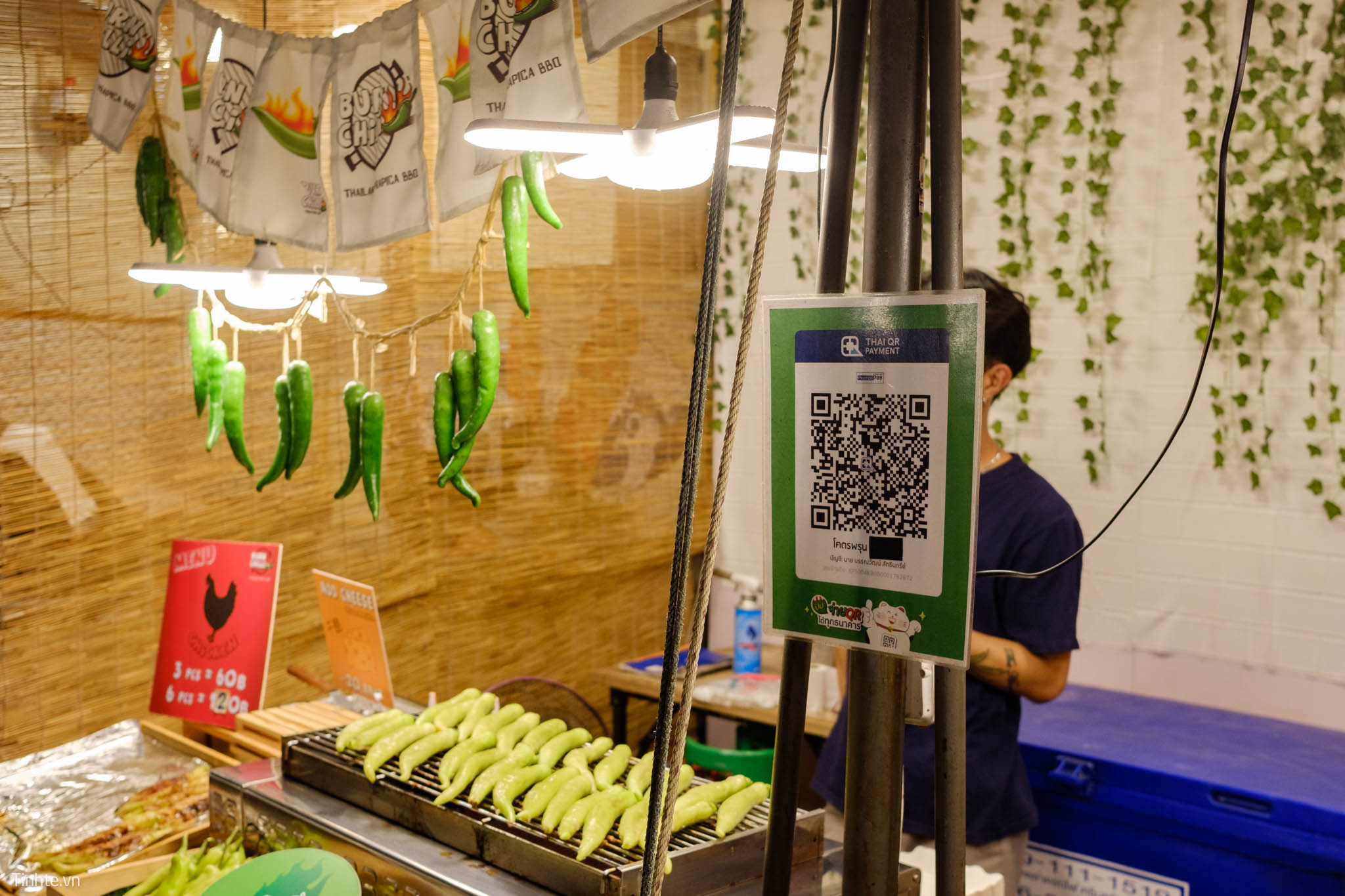 Giới trẻ Việt rủ nhau "quét mã QR" khi đi Thái, nhưng liệu cách thanh toán này có đang tối ưu và tiện nhất ?- Ảnh 6. Giới trẻ Việt rủ nhau "quét mã QR" khi đi Thái, nhưng liệu cách thanh toán này có đang tối ưu và tiện nhất ?- Ảnh 6.