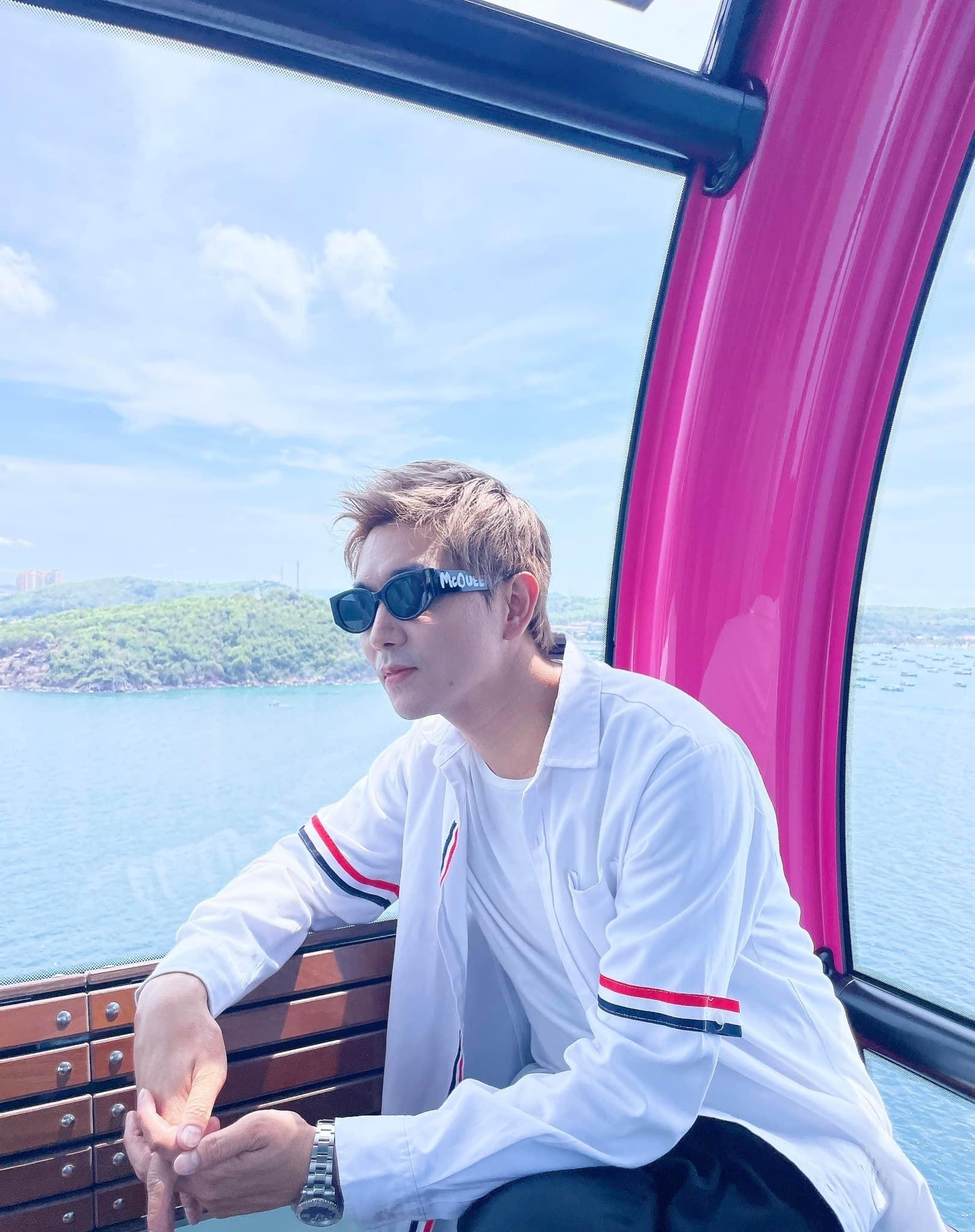 Ca sĩ Tim công khai đoạn tin nhắn với