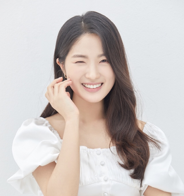Nữ chính Lovely Runner gây sốt khi lộ ảnh thời trung học, nhan sắc ra sao mà dân tình bàn tán không ngớt?- Ảnh 11.